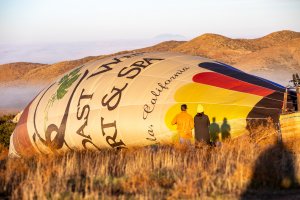 hot-air-balloon-inflating